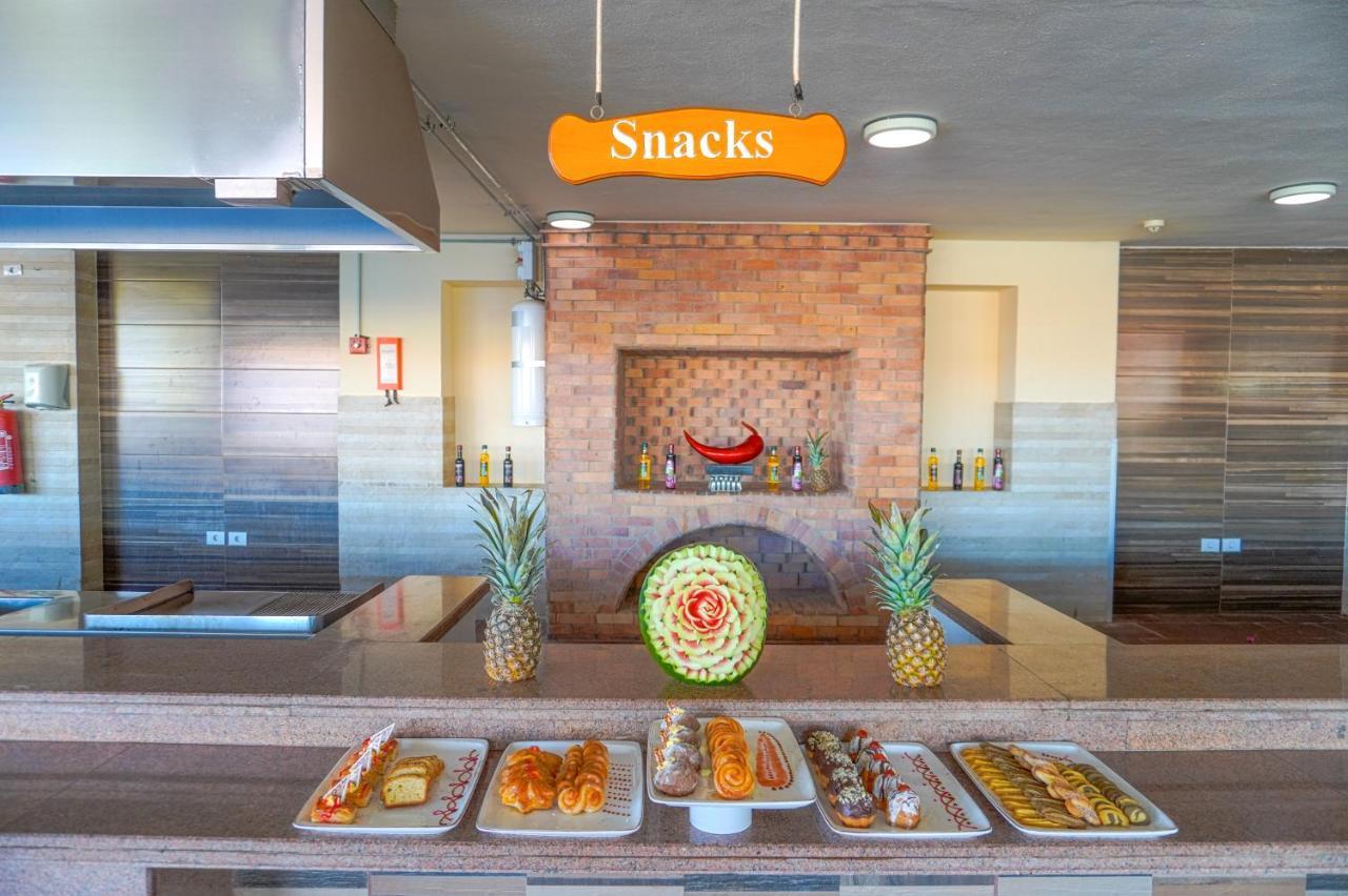 Charmillion Gardens Aquapark Hotel Sharm el-Sheikh Luaran gambar A snack bar