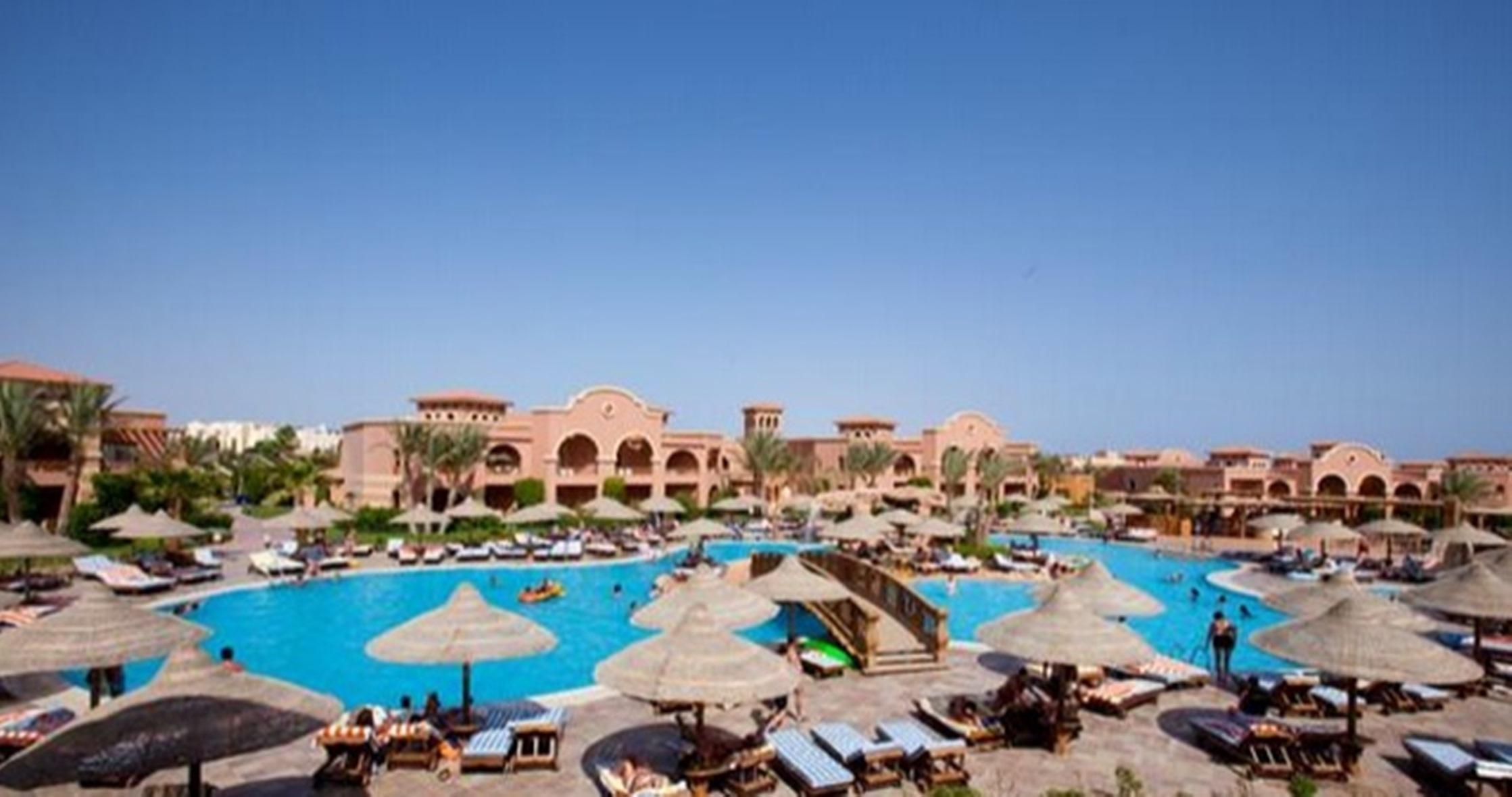 Charmillion Gardens Aquapark Hotel Sharm el-Sheikh Luaran gambar The pool at the Hilton Luxor